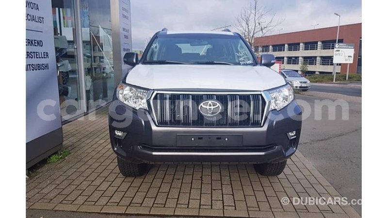 Big with watermark toyota prado conakry import dubai 4458