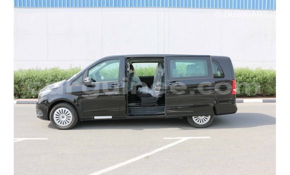 Buy Import Mercedes-Benz 250 Black Car in Import - Dubai in Conakry Buy Import Mercedes-Benz 250 Black Car in Import - Dubai in Conakry