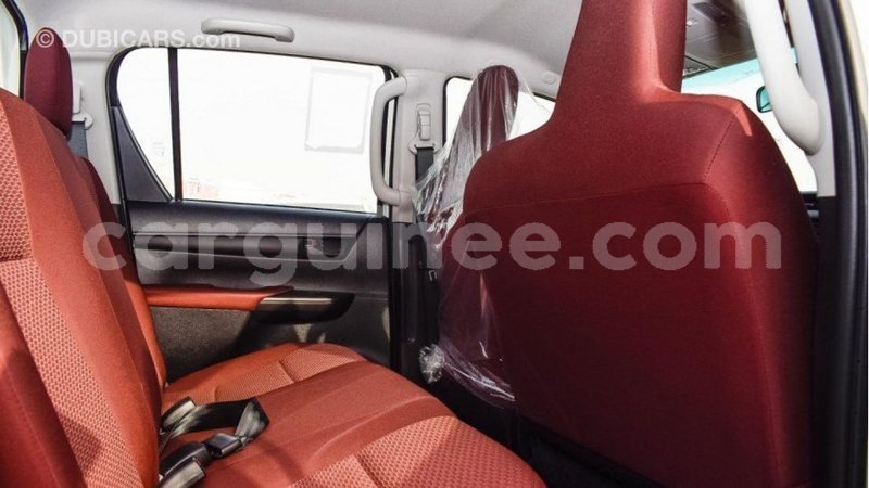 Big with watermark toyota hilux conakry import dubai 4461