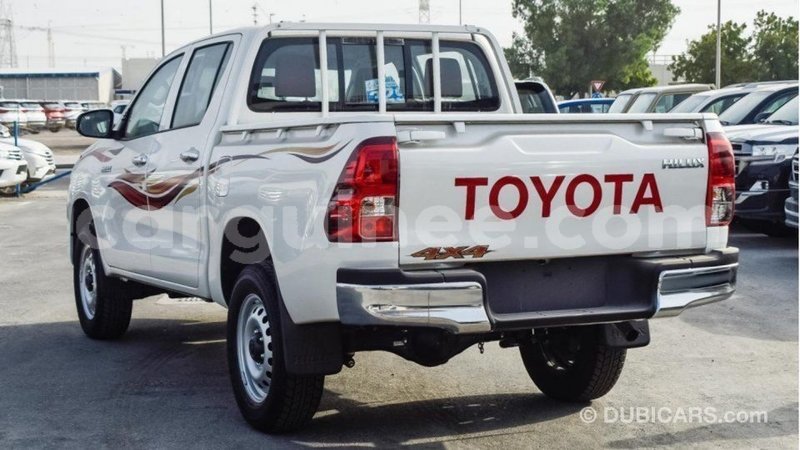 Big with watermark toyota hilux conakry import dubai 4461