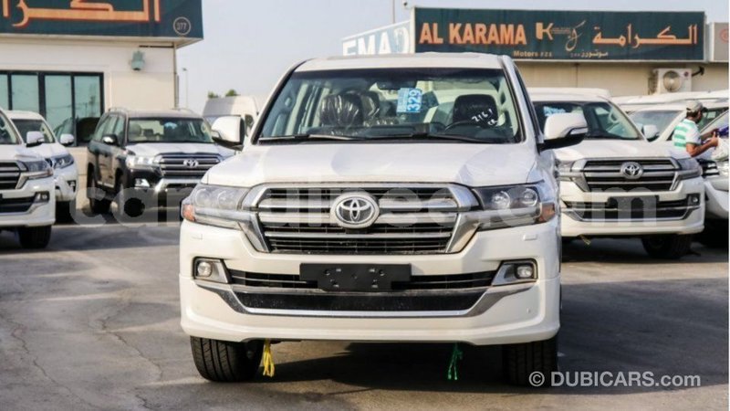 Big with watermark toyota land cruiser conakry import dubai 4462