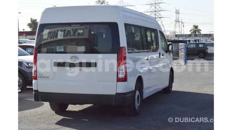 Big with watermark toyota hiace conakry import dubai 4464