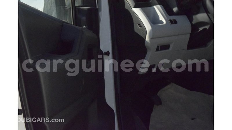 Big with watermark toyota hiace conakry import dubai 4464