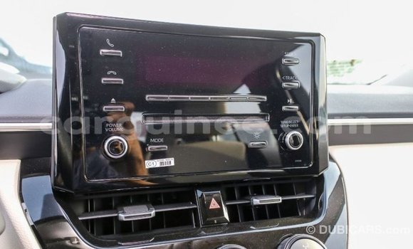 Acheter Import Voiture Toyota Corolla Blanc à Import - Dubai, Conakry Acheter Import Voiture Toyota Corolla Blanc à Import - Dubai, Conakry