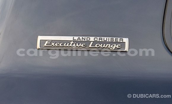 Acheter Import Voiture Toyota Land Cruiser Noir à Import - Dubai, Conakry Acheter Import Voiture Toyota Land Cruiser Noir à Import - Dubai, Conakry