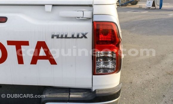 Buy Import Toyota Hilux White Car in Import - Dubai in Conakry Buy Import Toyota Hilux White Car in Import - Dubai in Conakry