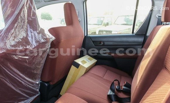 Buy Import Toyota Hilux White Car in Import - Dubai in Conakry Buy Import Toyota Hilux White Car in Import - Dubai in Conakry