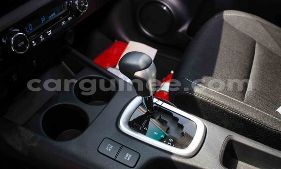 Acheter Import Voiture Toyota Hilux Autre à Import - Dubai, Conakry Acheter Import Voiture Toyota Hilux Autre à Import - Dubai, Conakry