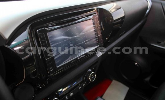 Acheter Import Voiture Toyota Hilux Autre à Import - Dubai, Conakry Acheter Import Voiture Toyota Hilux Autre à Import - Dubai, Conakry