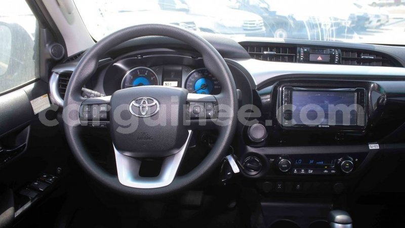 Big with watermark toyota hilux conakry import dubai 4488