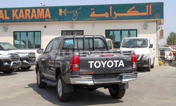 Acheter Import Voiture Toyota Hilux Autre à Import - Dubai, Conakry Acheter Import Voiture Toyota Hilux Autre à Import - Dubai, Conakry