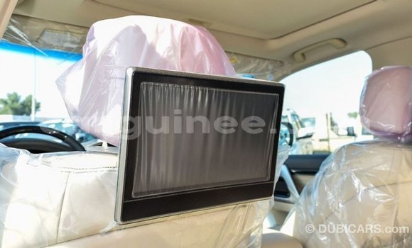 Buy Import Toyota Land Cruiser White Car in Import - Dubai in Conakry Buy Import Toyota Land Cruiser White Car in Import - Dubai in Conakry