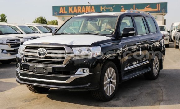 Buy Import Toyota Land Cruiser Black Car in Import - Dubai in Conakry Buy Import Toyota Land Cruiser Black Car in Import - Dubai in Conakry
