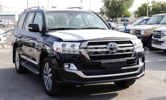 Buy Import Toyota Land Cruiser Black Car in Import - Dubai in Conakry Buy Import Toyota Land Cruiser Black Car in Import - Dubai in Conakry