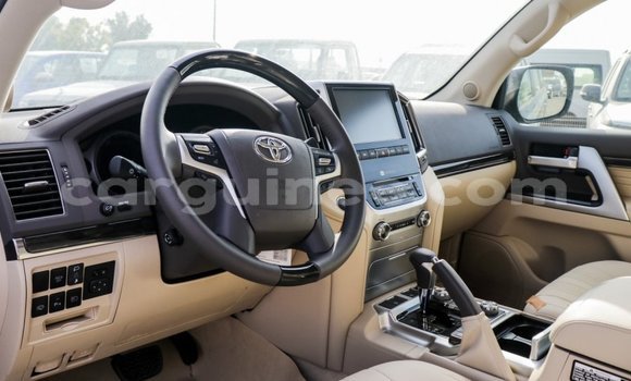 Buy Import Toyota Land Cruiser Black Car in Import - Dubai in Conakry Buy Import Toyota Land Cruiser Black Car in Import - Dubai in Conakry