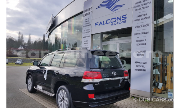 Buy Import Toyota Land Cruiser Black Car in Import - Dubai in Conakry Buy Import Toyota Land Cruiser Black Car in Import - Dubai in Conakry