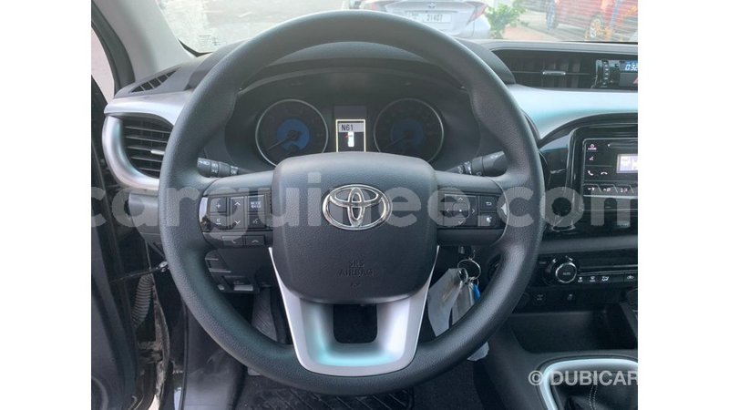 Big with watermark toyota hilux conakry import dubai 4496