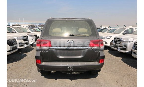Buy Import Toyota Land Cruiser Black Car in Import - Dubai in Conakry Buy Import Toyota Land Cruiser Black Car in Import - Dubai in Conakry