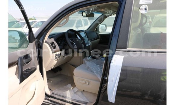 Buy Import Toyota Land Cruiser Black Car in Import - Dubai in Conakry Buy Import Toyota Land Cruiser Black Car in Import - Dubai in Conakry