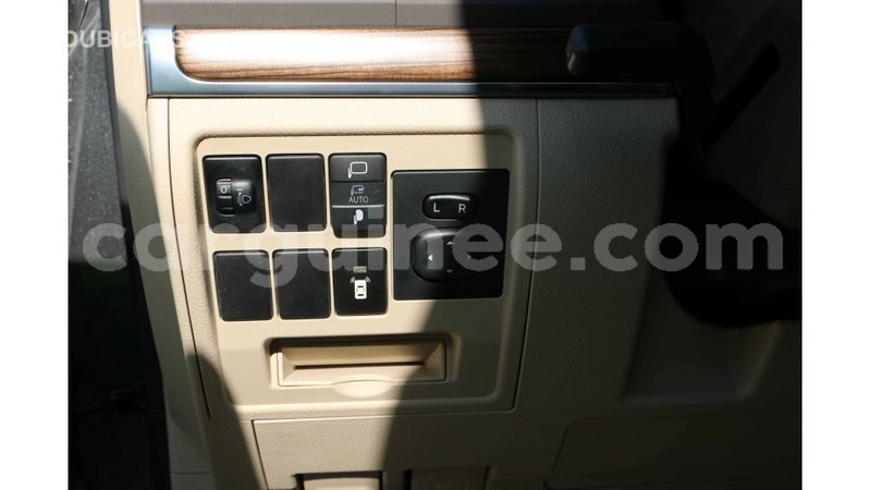 Big with watermark toyota land cruiser conakry import dubai 4499