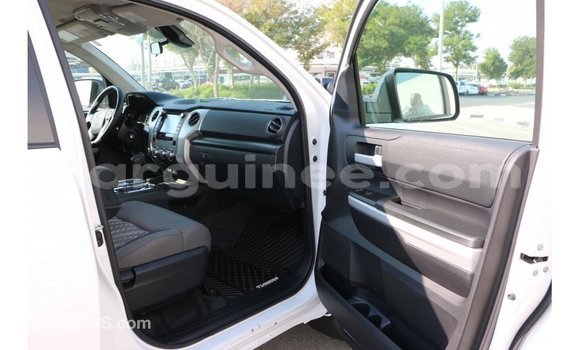 Buy Import Toyota Tundra White Car in Import - Dubai in Conakry Buy Import Toyota Tundra White Car in Import - Dubai in Conakry