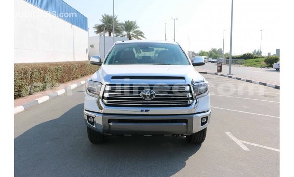 Buy Import Toyota Tundra White Car in Import - Dubai in Conakry Buy Import Toyota Tundra White Car in Import - Dubai in Conakry