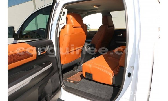 Buy Import Toyota Tundra White Car in Import - Dubai in Conakry Buy Import Toyota Tundra White Car in Import - Dubai in Conakry