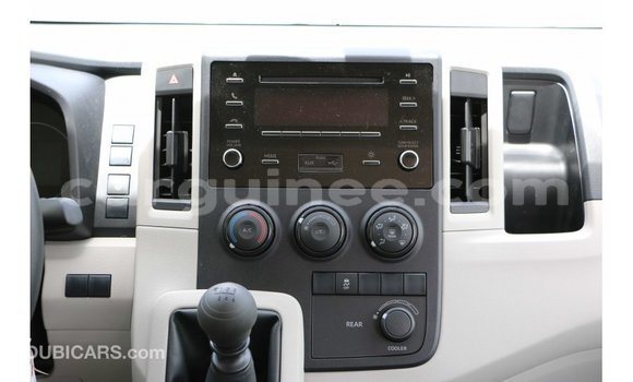 Buy Import Toyota Hiace White Car in Import - Dubai in Conakry Buy Import Toyota Hiace White Car in Import - Dubai in Conakry