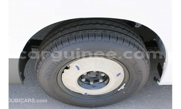 Buy Import Toyota Hiace White Car in Import - Dubai in Conakry Buy Import Toyota Hiace White Car in Import - Dubai in Conakry