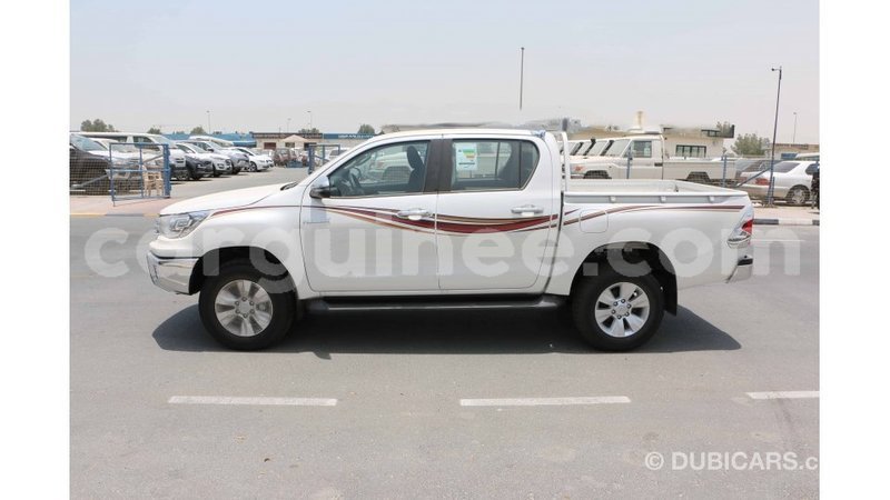 Big with watermark toyota hilux conakry import dubai 4506