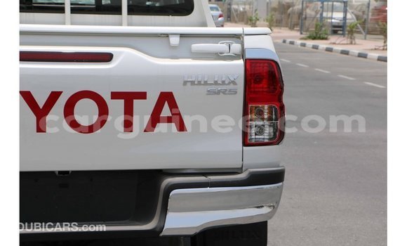 Buy Import Toyota Hilux White Car in Import - Dubai in Conakry Buy Import Toyota Hilux White Car in Import - Dubai in Conakry