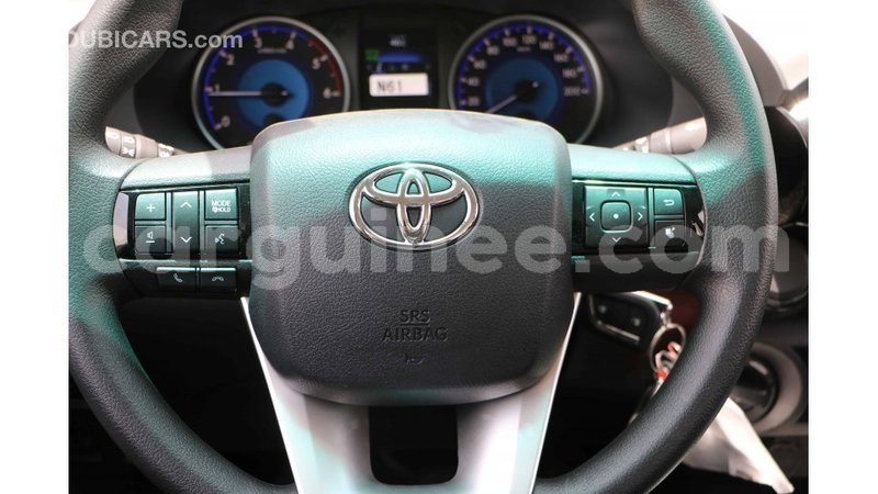 Big with watermark toyota hilux conakry import dubai 4506