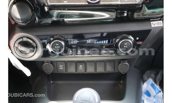 Buy Import Toyota Hilux White Car in Import - Dubai in Conakry Buy Import Toyota Hilux White Car in Import - Dubai in Conakry