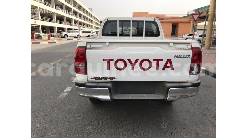 Big with watermark toyota hilux conakry import dubai 4507