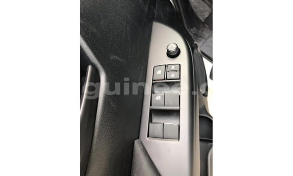 Buy Import Toyota Hilux White Car in Import - Dubai in Conakry Buy Import Toyota Hilux White Car in Import - Dubai in Conakry