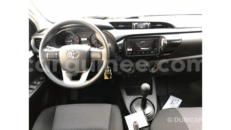 Big with watermark toyota hilux conakry import dubai 4507