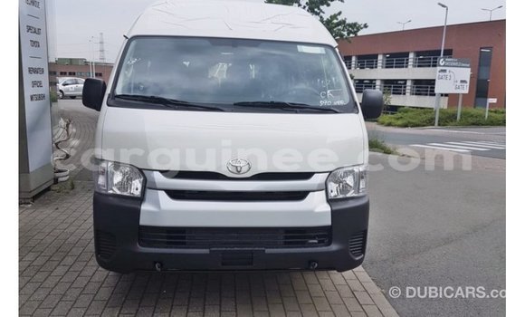 Buy Import Toyota Hiace White Car in Import - Dubai in Conakry Buy Import Toyota Hiace White Car in Import - Dubai in Conakry