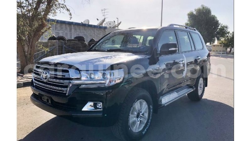 Big with watermark toyota land cruiser conakry import dubai 4510