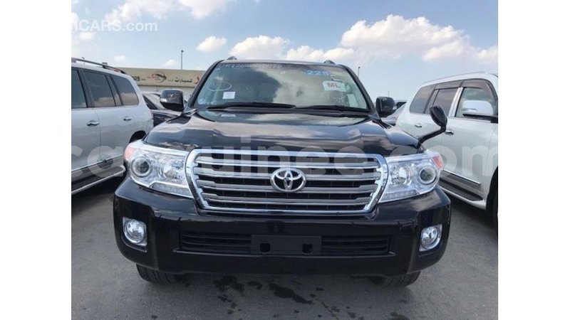 Big with watermark toyota land cruiser conakry import dubai 4511