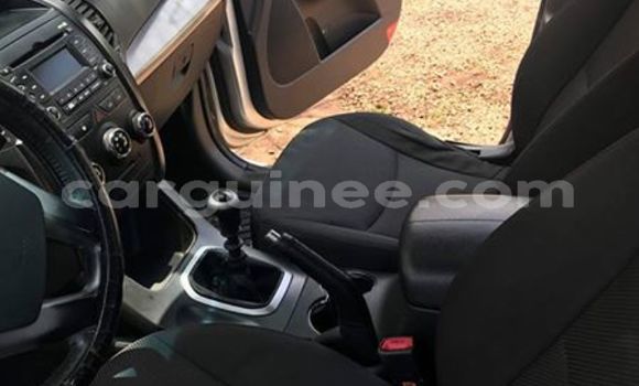 Acheter Occasion Voiture Kia Sorento Gris à Kaloum, Conakry Acheter Occasion Voiture Kia Sorento Gris à Kaloum, Conakry