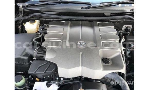 Acheter Import Voiture Toyota Land Cruiser Noir à Import - Dubai, Conakry Acheter Import Voiture Toyota Land Cruiser Noir à Import - Dubai, Conakry