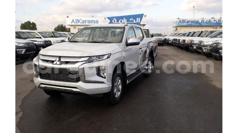 Big with watermark mitsubishi l200 conakry import dubai 4514