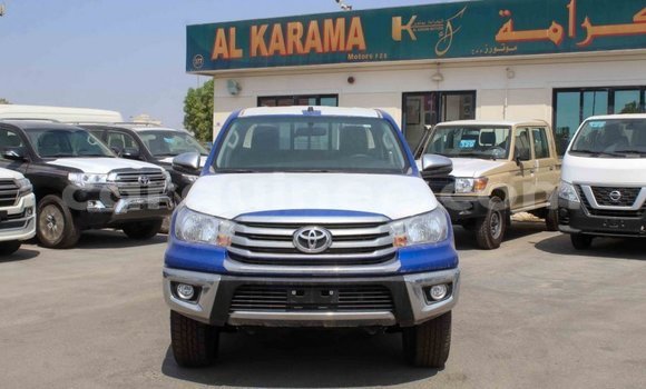 Acheter Import Voiture Toyota Hilux Bleu à Import - Dubai, Conakry Acheter Import Voiture Toyota Hilux Bleu à Import - Dubai, Conakry