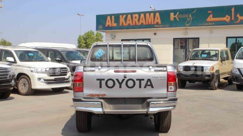 Big with watermark toyota hilux conakry import dubai 4517