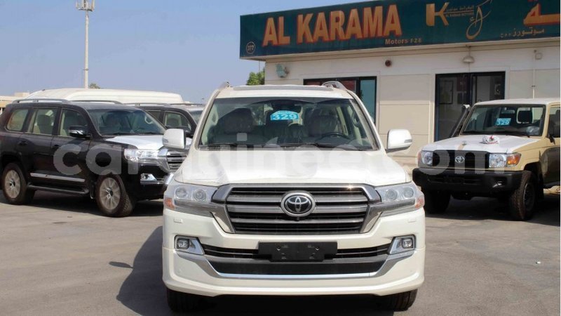 Big with watermark toyota land cruiser conakry import dubai 4518