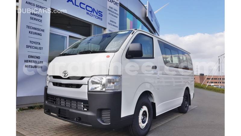 Big with watermark toyota hiace conakry import dubai 4524