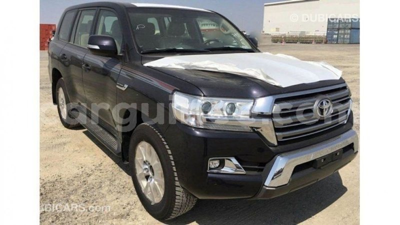 Big with watermark toyota land cruiser conakry import dubai 4526