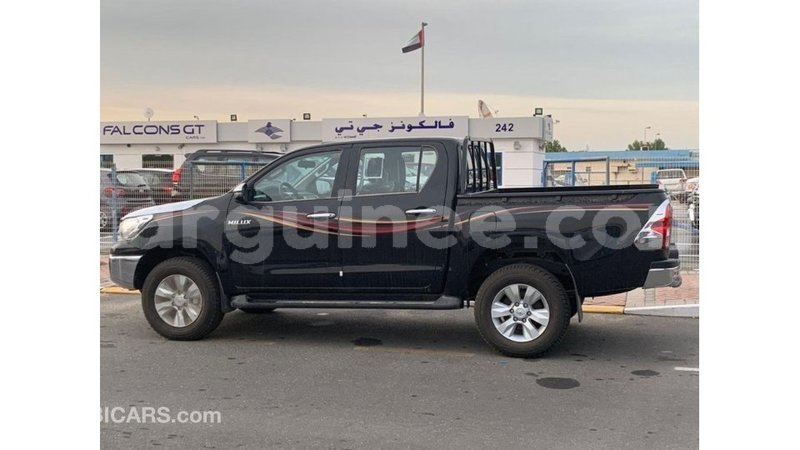 Big with watermark toyota hilux conakry import dubai 4529