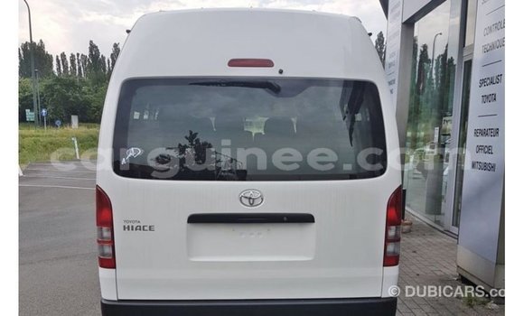 Buy Import Toyota Hiace White Car in Import - Dubai in Conakry Buy Import Toyota Hiace White Car in Import - Dubai in Conakry