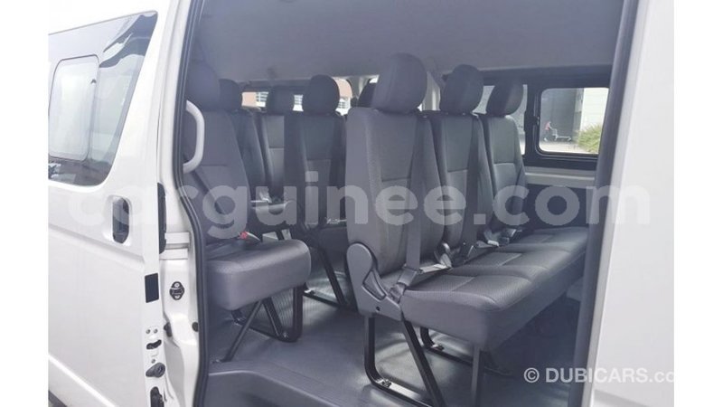 Big with watermark toyota hiace conakry import dubai 4530